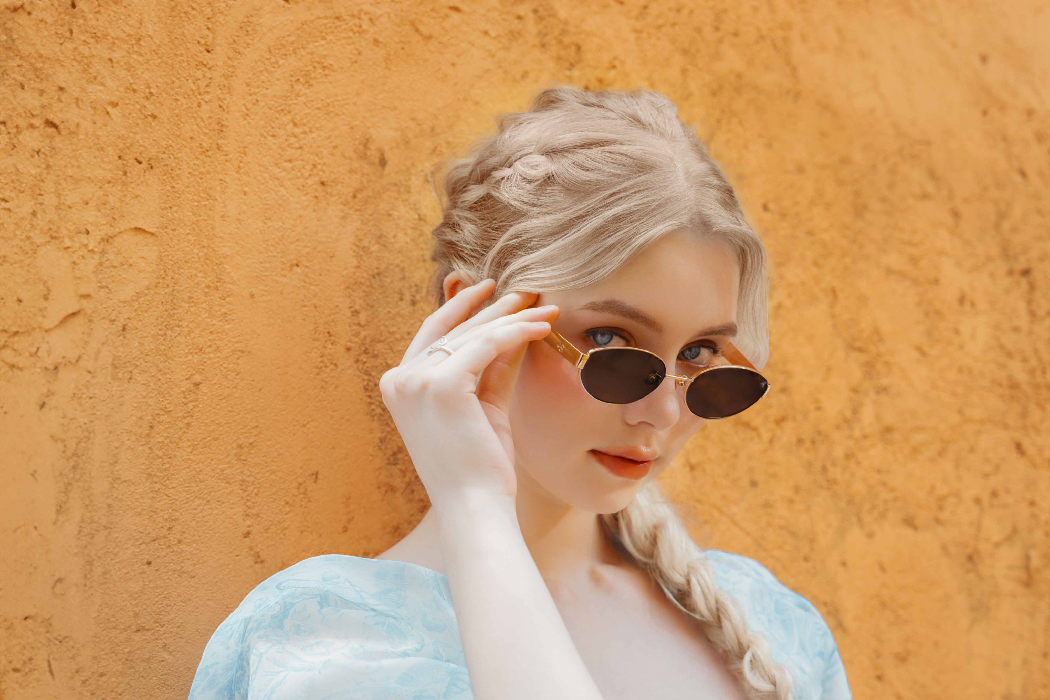 EMINE | Oval Metal Sunglasses | JILLSTUART Eyewear